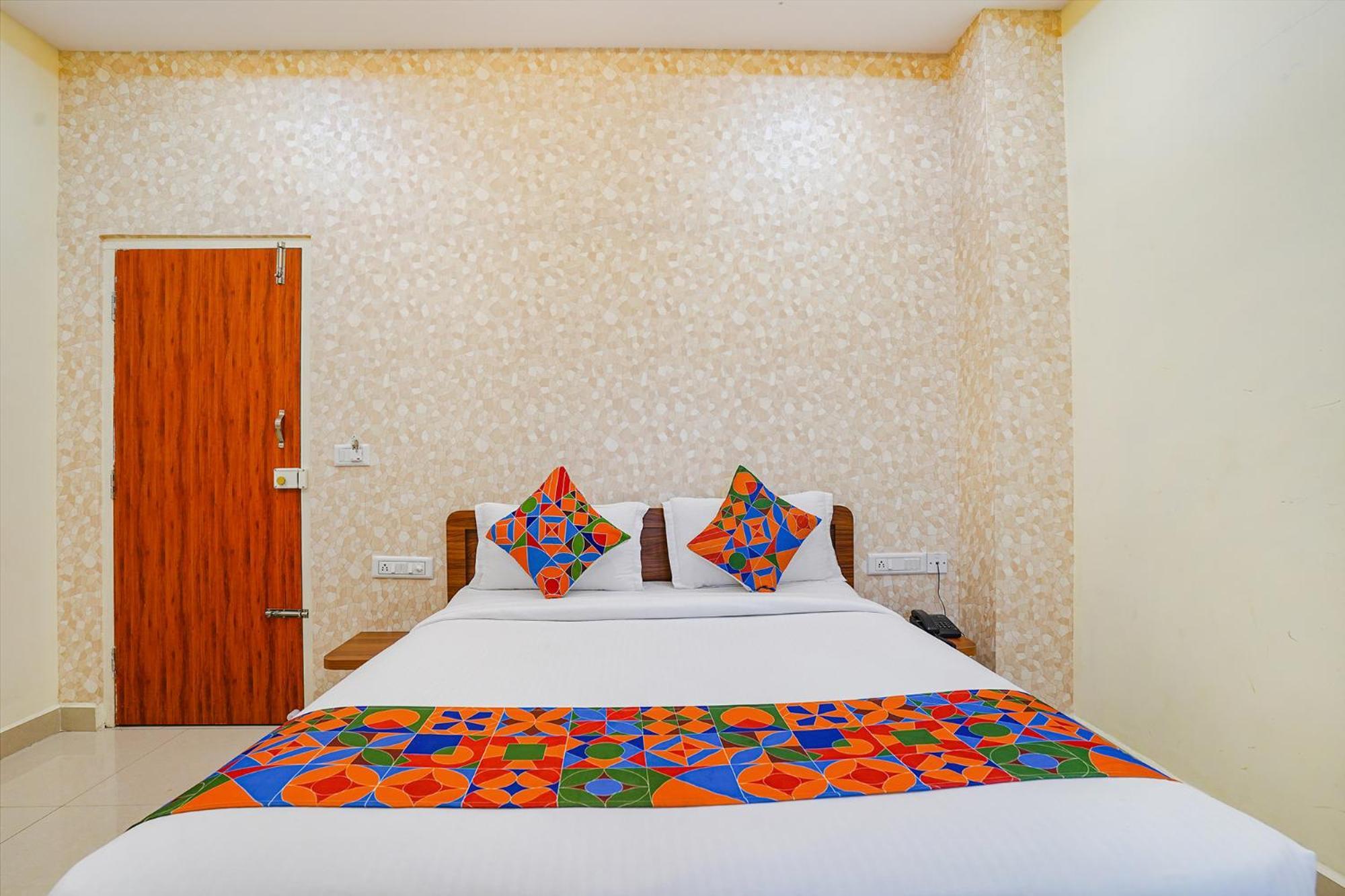 Fabhotel Partha Residency - Nr Iskcon Kr Puram Bangalore Bagian luar foto